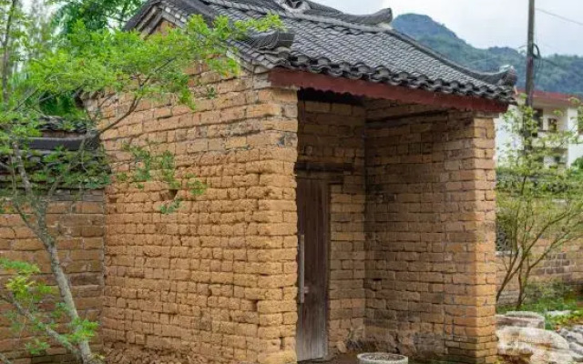 Yulong Yard (Yangshuo Yulong River Scenic Area)