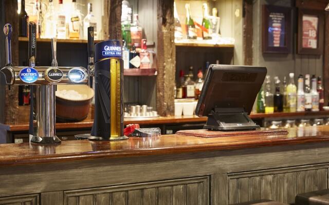 Cross Roads Hotel by Greene King Inns