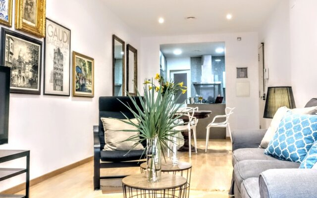 La Rambla spacious 3BR monthly rental - Parsifal