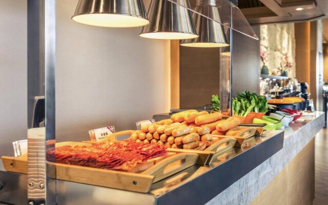 Mercure Yantai Golden Beach