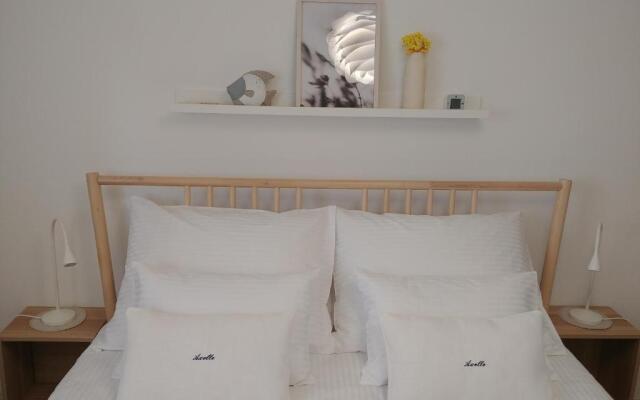 Apartment Axelle 50 METERS TO THE BEACH