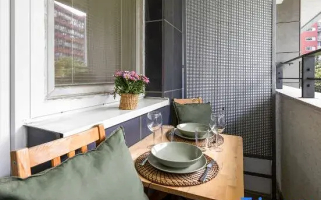 Urban Escape, Top Location & Private Parking