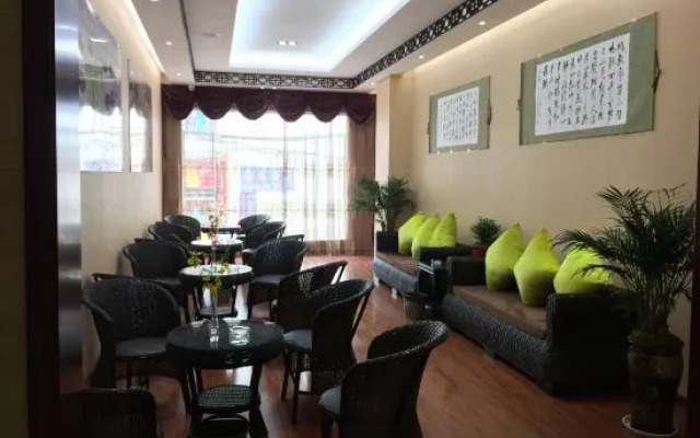 Duomi Chain Hotel (Lijiang Ancient City)