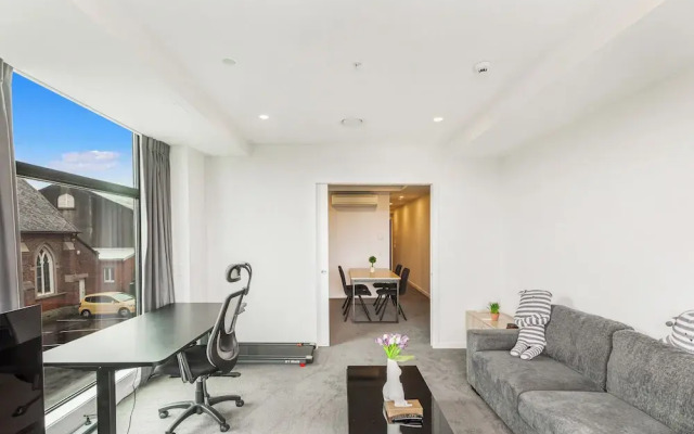 Cozy Apartment By Eden Park