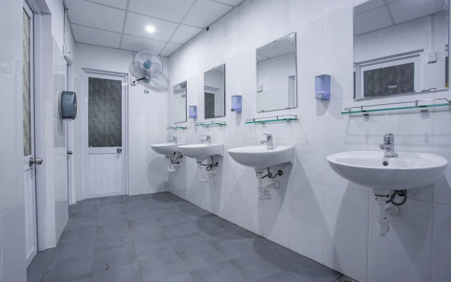 SPOT ON 957 Hue Corner Hostel