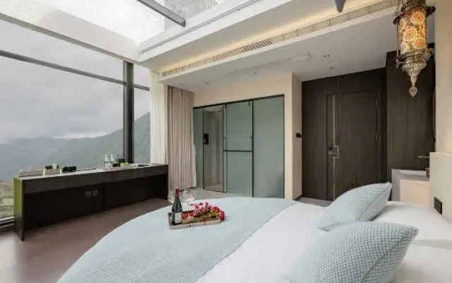 Mount Siguniang Cloud Mountain Stay