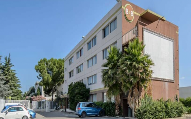 B&B HOTEL Nîmes Ville Active (4558)