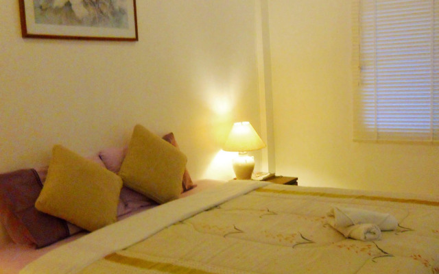 Corner Cafe Bed & Breakfast