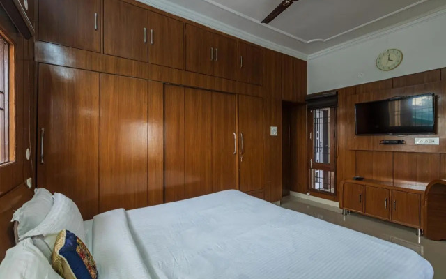 Saffronstays Grandview Haven, Barog