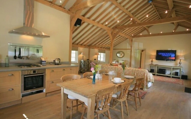 West Barn, WOODSTOCK