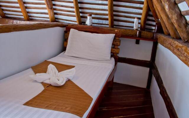 Caluwayan Palm Island Resort