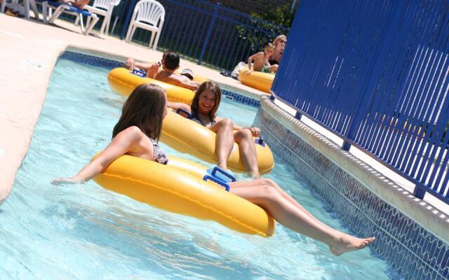 Grand Palms Resort