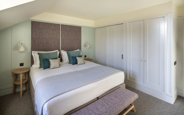 Abbey Strand Apartments at Holyrood