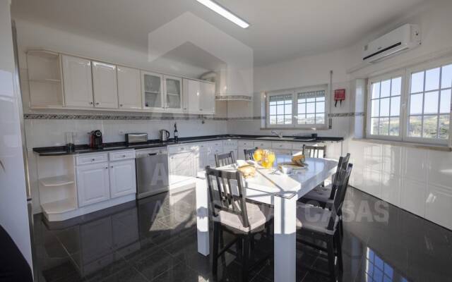 Moinho D Ouro Residence by Acasadascasas