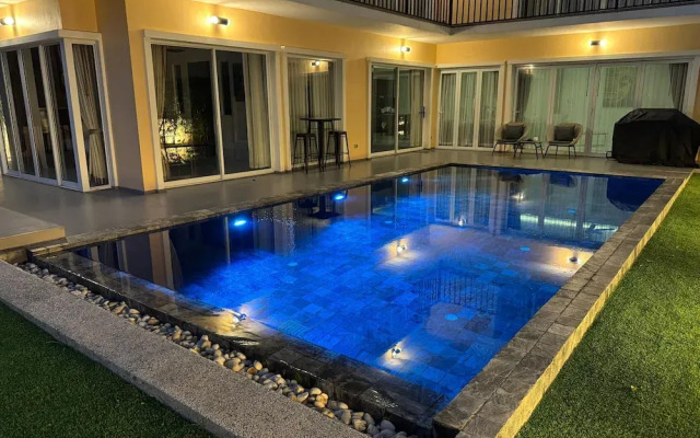 Luxury with Ocean Views&Private Rooftop