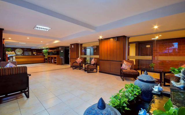 Season Palace Huahin Hotel