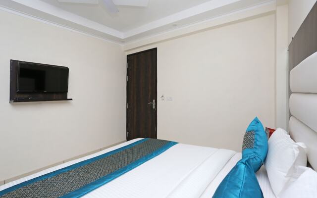 OYO 9147 Hotel Aerostay