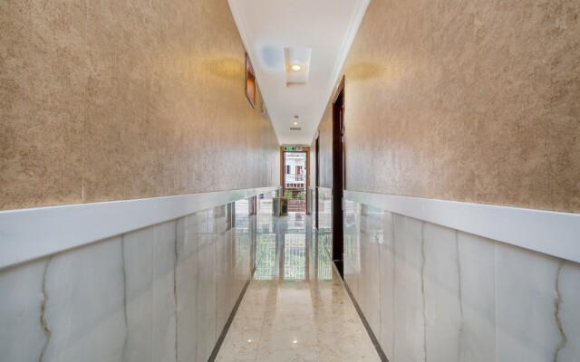 Phong Lan Xanh Hotel by OYO Rooms