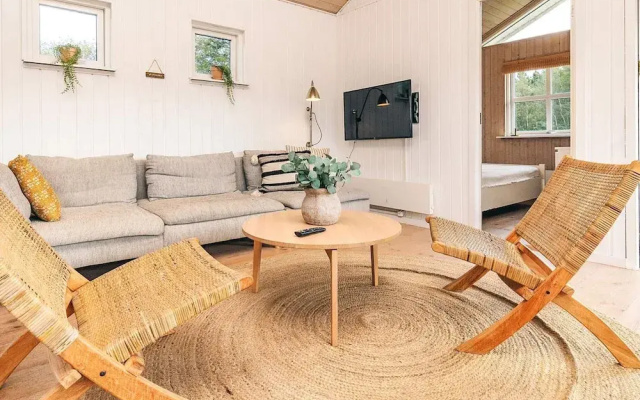 4 Star Holiday Home in Oster Assels