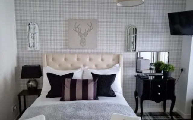 The Royal Hotel