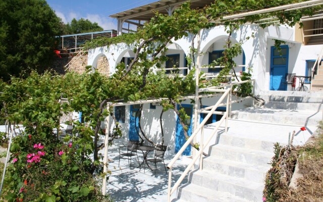 Agios Pavlos Hotel