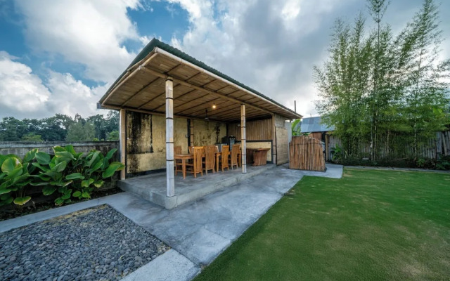 Tegal Bamboo Cottages