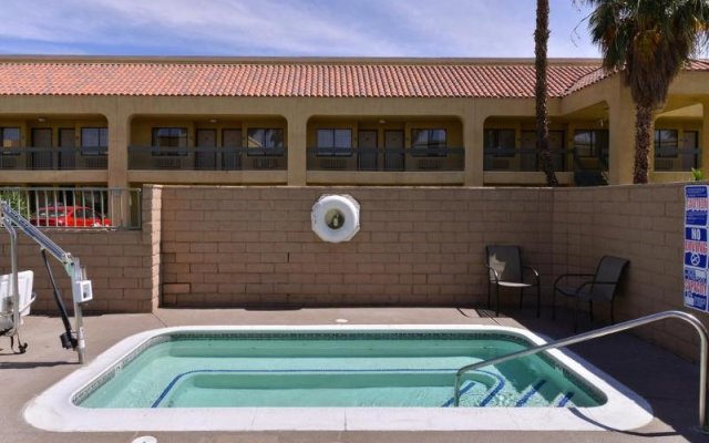 Quality Inn And Suites, Indio