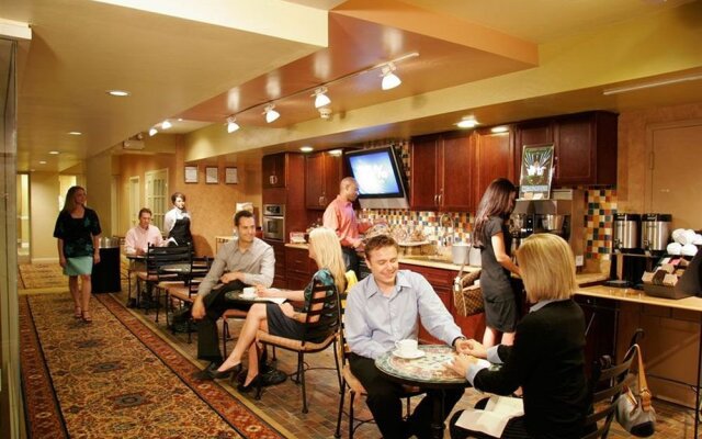 The Belden Stratford
