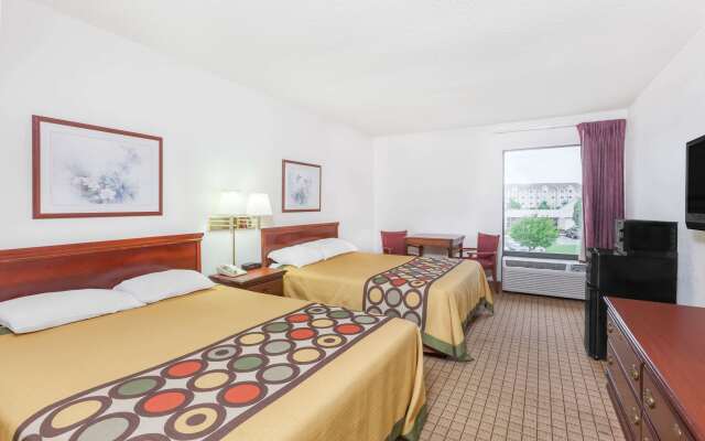 Super 8 by Wyndham Conway