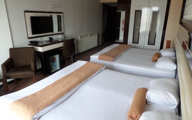 Hotel La Bella Soma