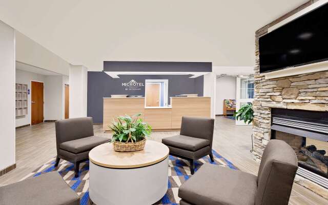 Microtel Inn & Suites by Wyndham Middletown