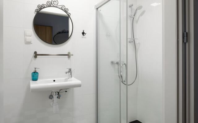 MoHo Modern Hostel
