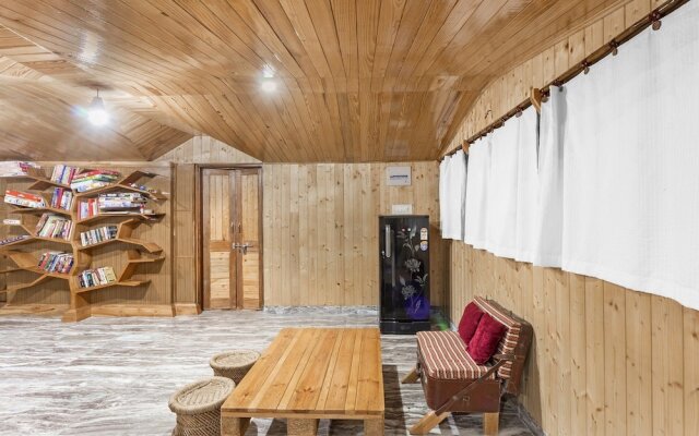 GuestHouser 1 BR Bed & Breakfast 83ac