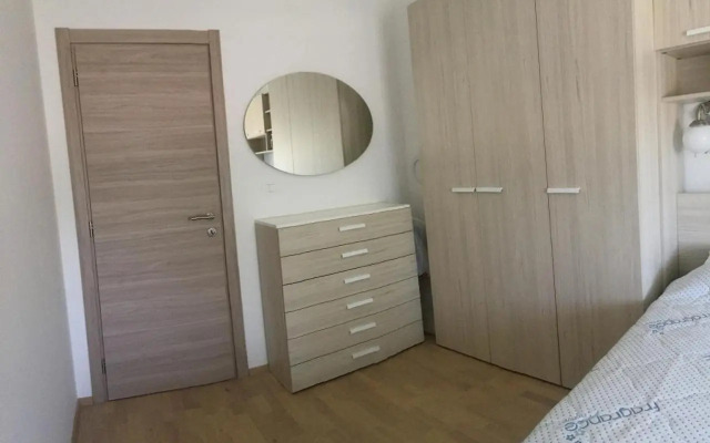 Holly apartman