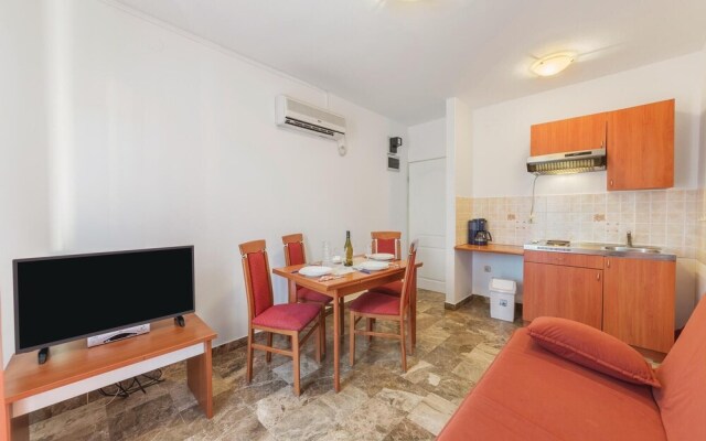 Stunning Home in Pula With Wifi and 5 Bedrooms