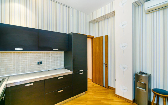 Zarifa Aliyeva str. 28 M63 Daire