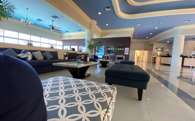 Simpson Bay Resort, Marina & Spa
