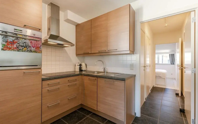 Cozy Apartment for 4 With Parking