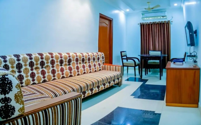 Naveed Residency