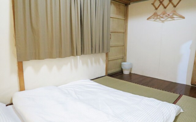 The Old House Chiayi B&B