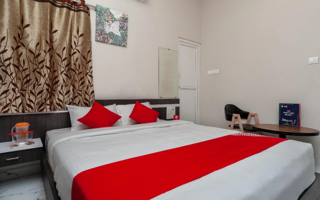 OYO 22300 Sri Ramachandra Guest House