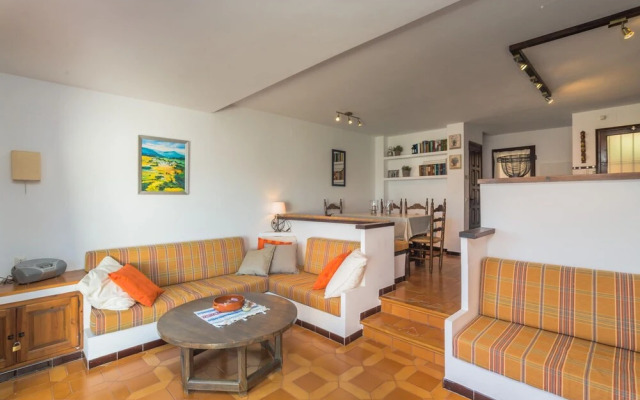 St-33 Begur SA Tuna 2 PAX