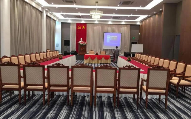 Hai Au Bien Cuong
