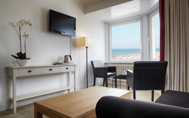 Beach Hotel - Auberge des Rois