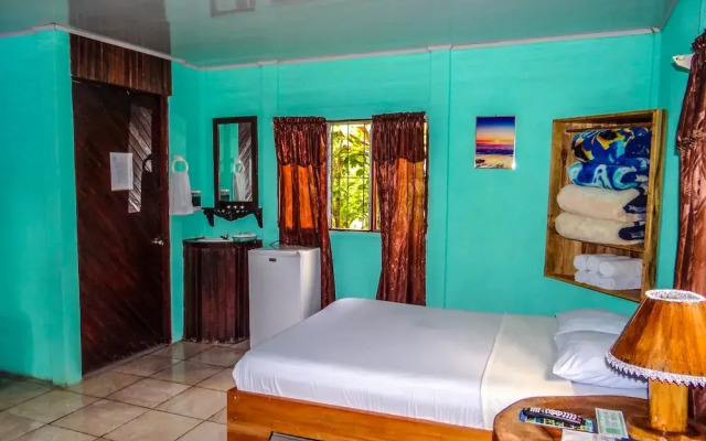 Posada Río Celeste La Amistad