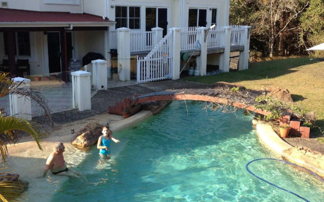 Kingfishers Manor @ Noosa