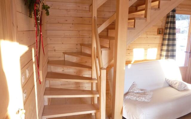 Wooden Chalet With a Washer, Near a Lake