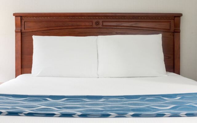 Capital Hill Hotel and Suites