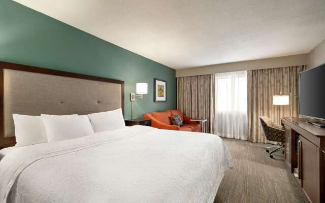 Hampton Inn New Orleans-St. Charles Ave./Garden District