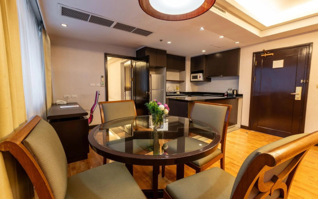 Rembrandt Hotel & Residences